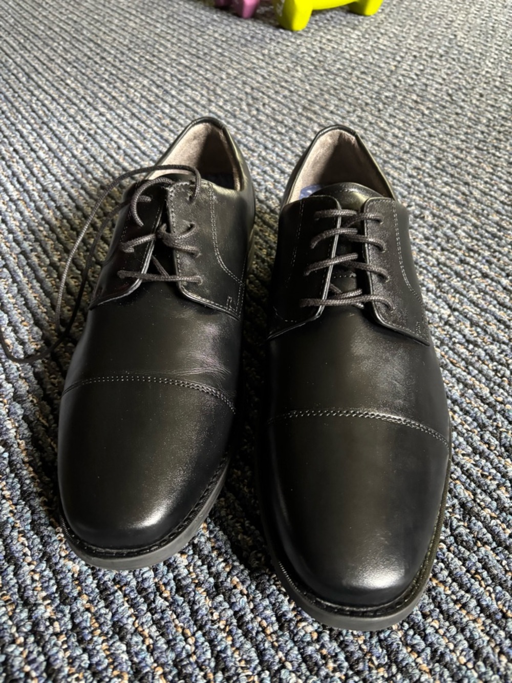 Florsheim Black Cap-Toe Derby Dress Shoes